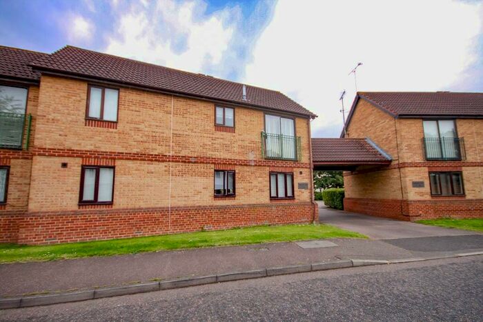 2 Bedroom Flat To Rent In Coppergate Court, Farthingale Lane, Waltham Abbey, Essex, EN9