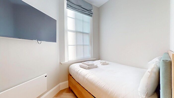 Studio To Rent In Draycott Avenue, London, SW3