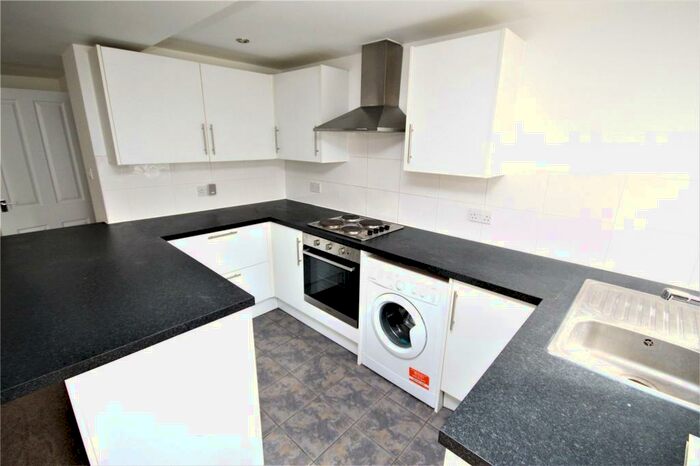 1 Bedroom Apartment To Rent In Queens Road, Buckhurst Hill, IG9