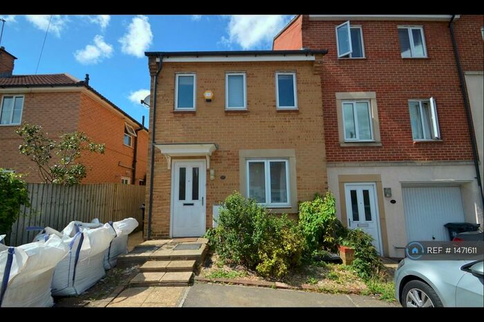 5 Bedroom Terraced House To Rent In Cropthorne Road South, Bristol, BS7