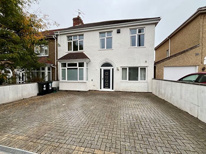 6 Bedroom Terraced House To Rent In Conygre Road, Filton, Bristol, BS34