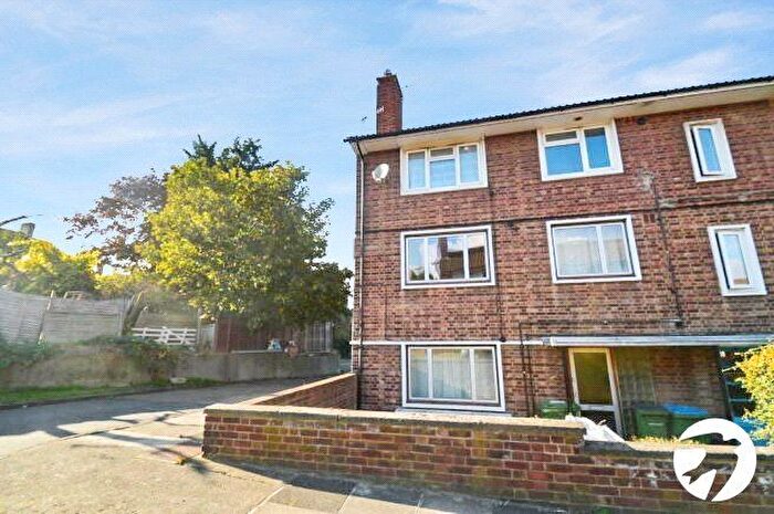 3 Bedroom Maisonette To Rent In Pendrell Street, London, SE18