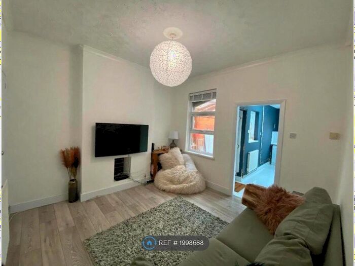 3 Bedroom Terraced House To Rent In Perrott Street, Birmingham, B18