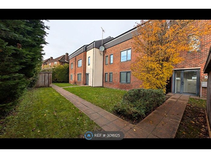 1 Bedroom Flat To Rent In Mousehole Lane, Southampton, SO18