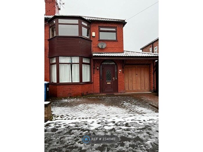 3 Bedroom Semi-Detached House To Rent In Riddings Road, Altrincham, WA15
