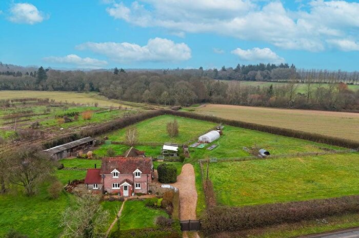 4 Bedroom Cottage For Sale In Hamptworth Road, Landford, Salisbury, SP5