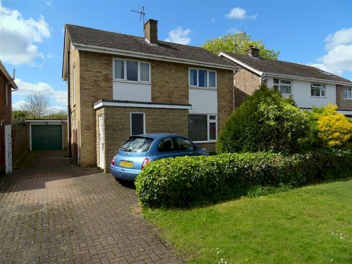 4 Bedroom houses for sale in Gayton Court, PE3, Peterborough