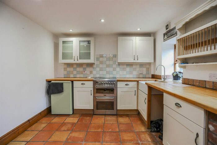 2 Bedroom End Of Terrace House To Rent In Bawdlands, Clitheroe, BB7