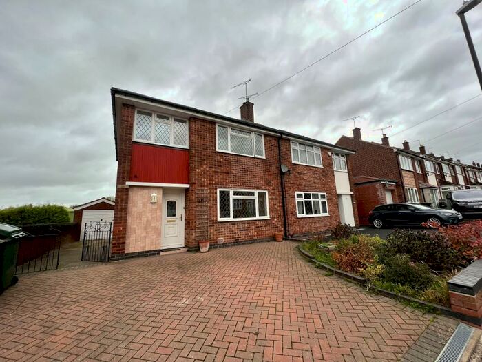 3 Bedroom Semi-Detached House To Rent In Shorncliffe Road, Coventry, CV6