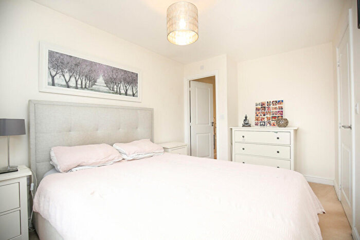 3 Bedroom End Of Terrace House For Sale In Bowler Close, Atherstone, CV9