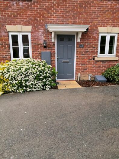 2 Bedroom Maisonette To Rent In Solent Road, Church Gresley, Swadlincote, DE11