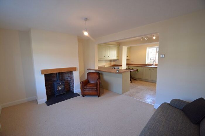 3 Bedroom Terraced House To Rent In High Street, Helmsley, York, YO62