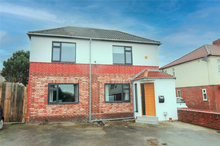 4 Bedroom Detached House To Rent In Becknoll Road, Brampton, Barnsley, South Yorkshire, S73