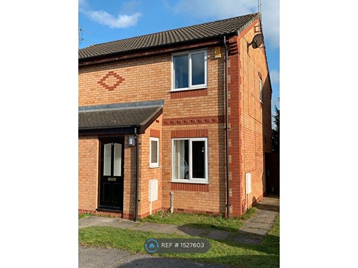 2 Bedroom Semi-Detached House To Rent In Helvellyn Way, Long Eaton, Nottingham, NG10