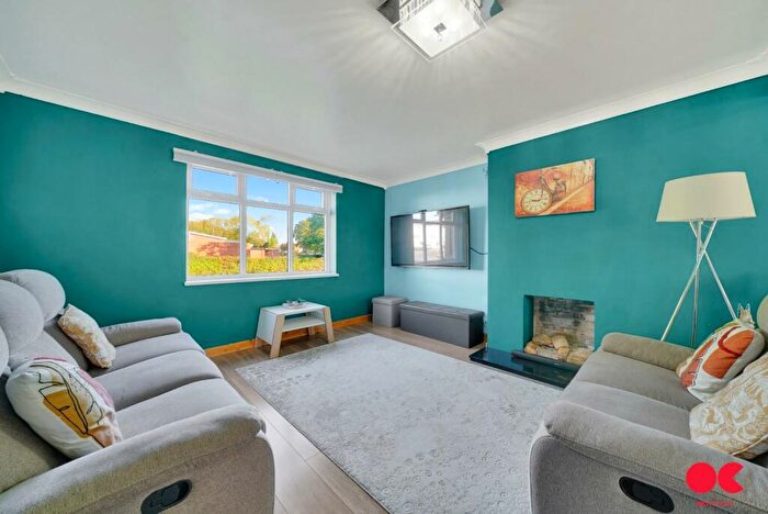 3 Bedroom Terraced House For Sale In Whitmore Way, Basildon, SS14
