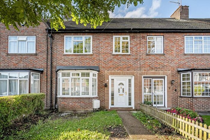 3 Bedroom House To Rent In Bramber Road, London, N12