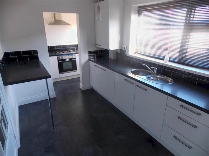 3 Bedroom Terraced House To Rent In Charlbury Road, Middlesbrough TS3