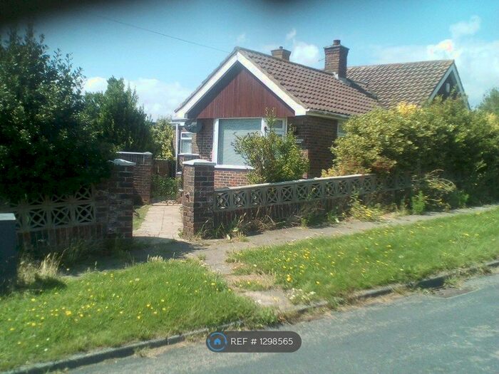 3 Bedroom Detached House To Rent In Desmond Way, Brighton BN2