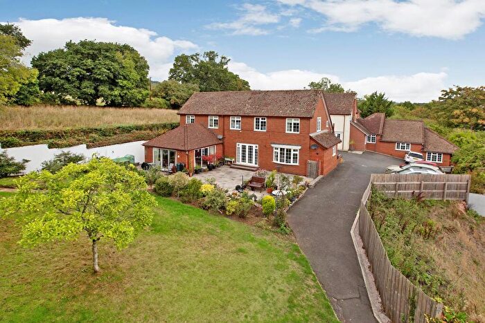 1 Bedroom Flat For Sale In Luscombe Hill, Dawlish, EX7