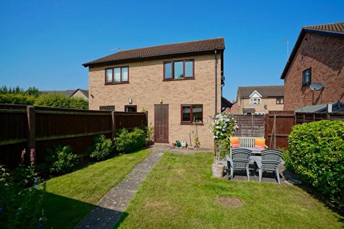 2 Bedroom Semi Detached House For Sale In Woodlands, Warboys, Huntingdon, PE28