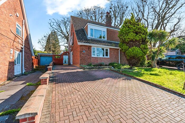 3 Bedroom Semi Detached House For Sale In Ringwood Drive, North Baddesley, Southampton, SO52