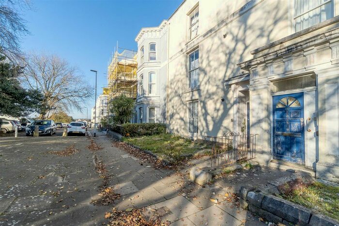 2 Bedroom Flat To Rent In Exmouth Road, Stoke, Plymouth, PL1