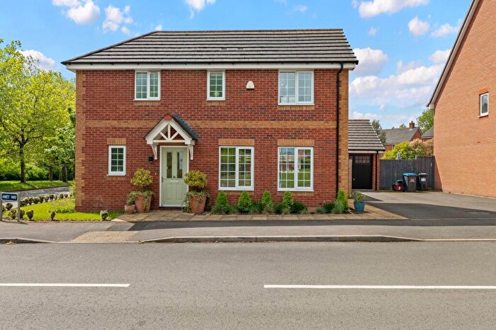 3 Bedroom Detached House For Sale In Amey Way, Warwick, Warwickshire, CV34