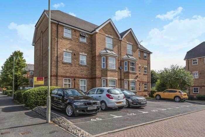 2 Bedroom Flat To Rent In Awgar Stone Road, Headington, OX3