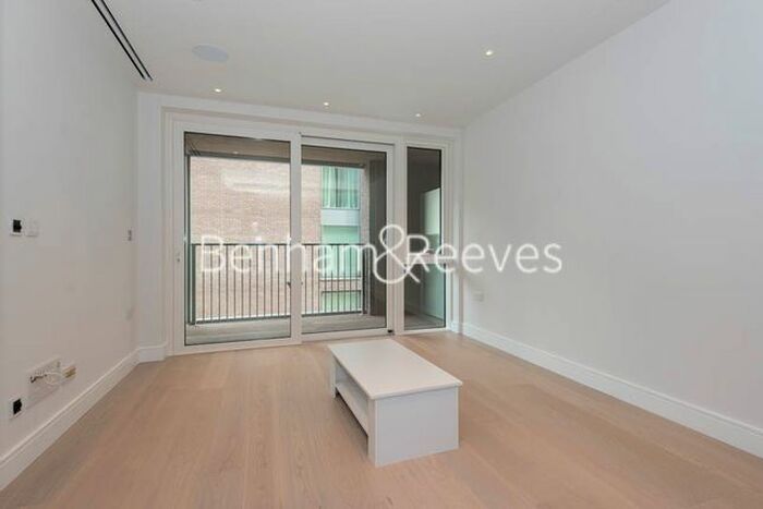 1 Bedroom Flat To Rent In Lockside House, Thurstan Street, SW6