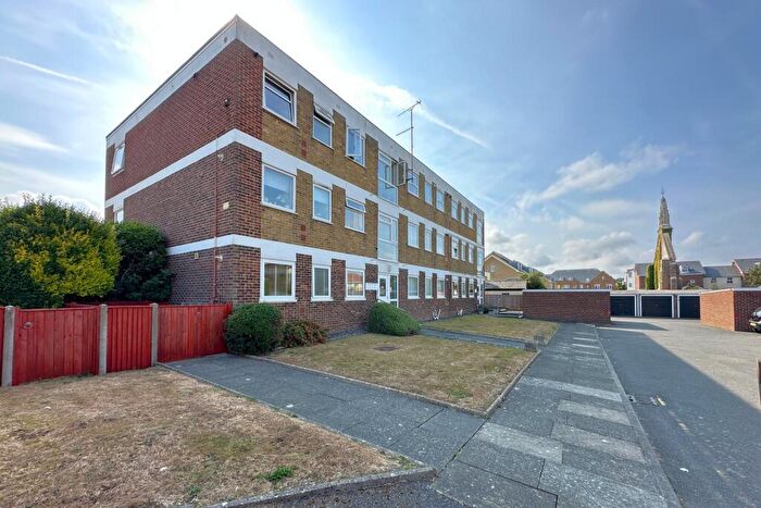 2 Bedroom Apartment For Sale In Canada Road, Deal, CT14