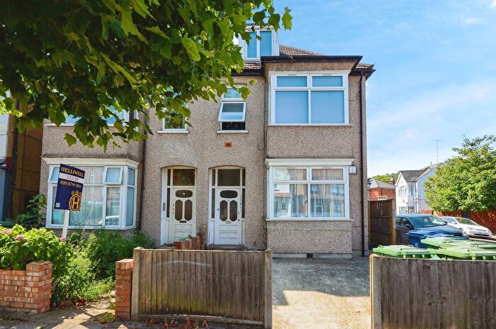 1 Bedroom Flat For Sale In Welldon Crescent, Harrow, HA1