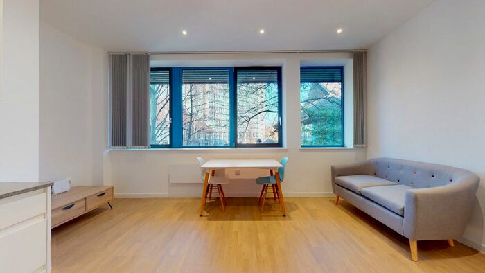 Studio To Rent In Riverbank Way, Brentford, TW8