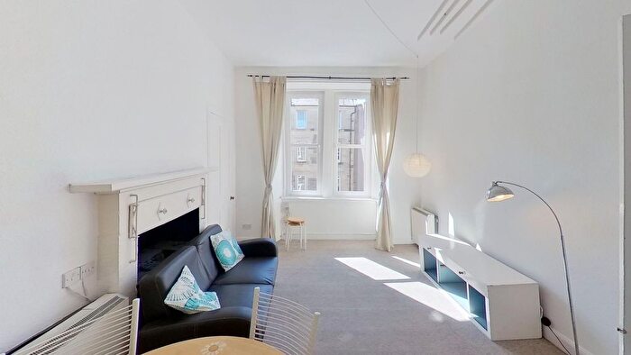 1 Bedroom Flat To Rent In Springwell Place, Edinburgh, EH11