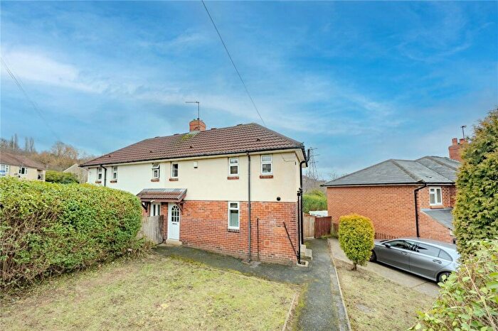 2 Bedroom Semi-Detached House For Sale In Greenthorpe Road, Leeds, West Yorkshire, LS13