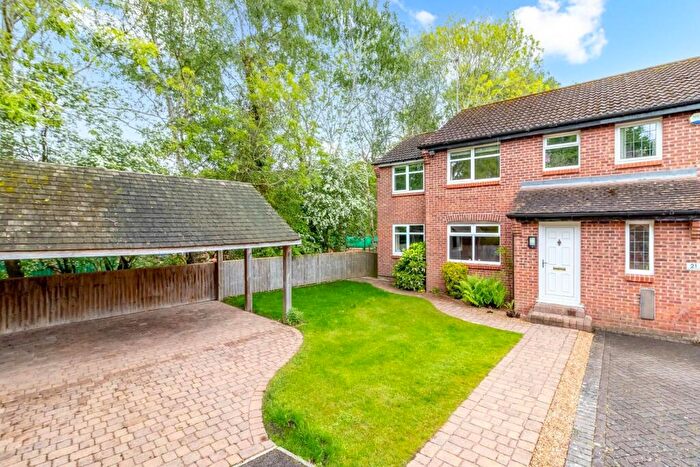 4 Bedroom Semi-Detached House For Sale In Norwood Grove, Harrogate, HG3