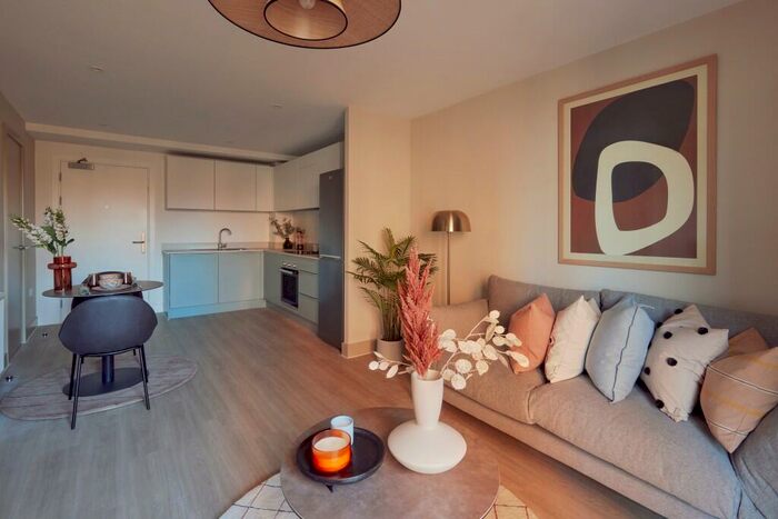 1 Bedroom Apartment To Rent In The Junction, Holbeck Place, Whitehall, Leeds, West Yorkshire, LS12