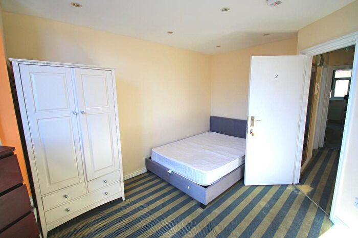 6 Bedroom Property To Rent In Fernbank Avenue, Wembley, Middlesex, HA0