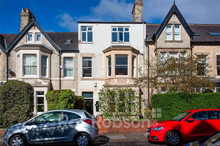 2 Bedroom Flat For Sale In Sanderson Road, Jesmond, Newcastle Upon Tyne, NE2