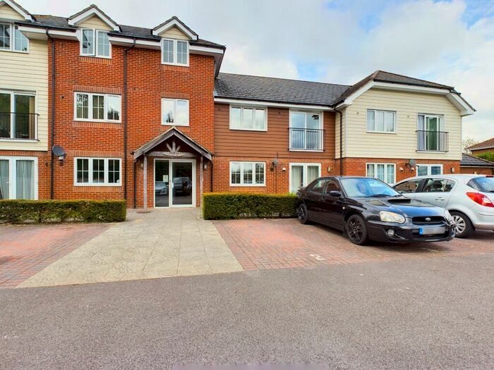 1 Bedroom Flat To Rent In - Hambledon Road, Waterlooville, PO7