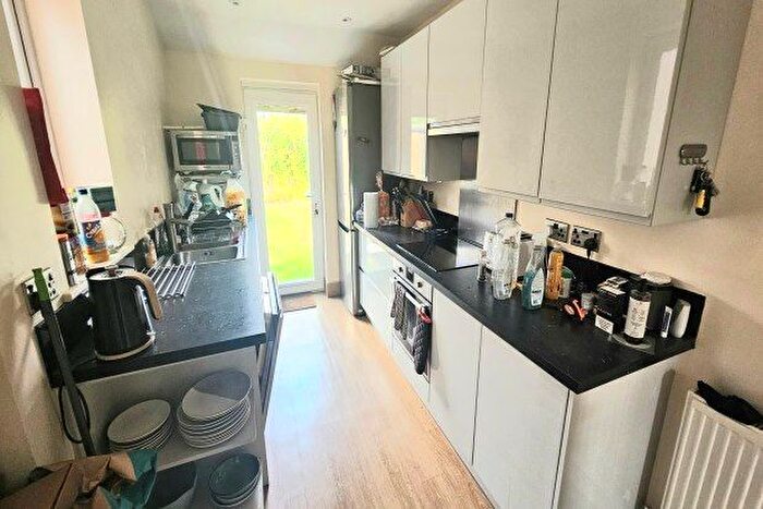 3 Bedroom Property To Rent In Queensway, Manchester, M19