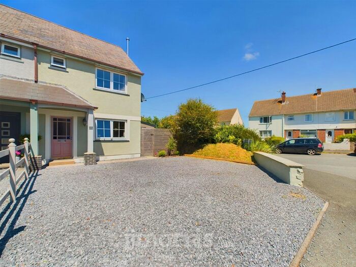 2 Bedroom Semi-Detached House For Sale In Parc Yr Eglwys, Dinas Cross, Newport, SA42