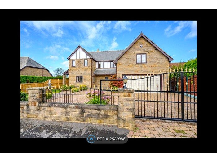 5 Bedroom Detached House To Rent In The Nook, Tingley, WF3
