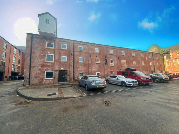 2 Bedroom Flat To Rent In Old Brewery Yard, Kimberley, Nottingham NG16