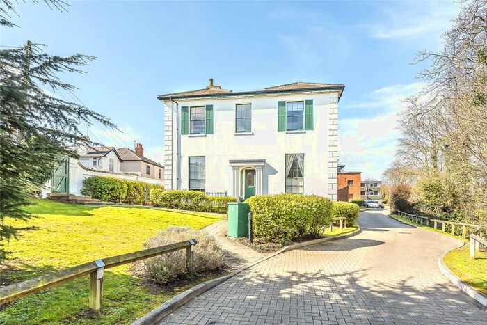 1 Bedroom Flat To Rent In All Saints Gardens, Tilehurst Road, Reading, Berkshire, RG1