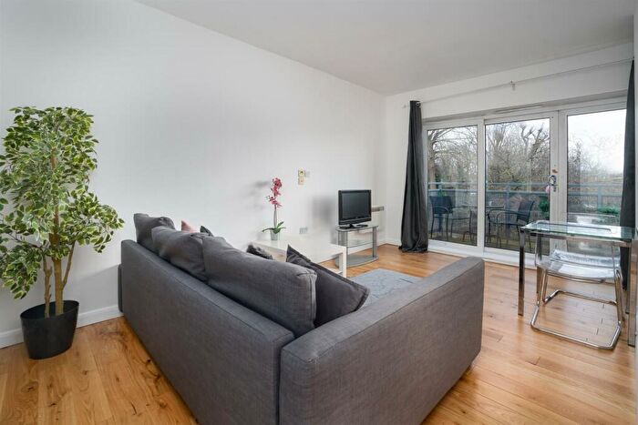 2 Bedroom Duplex To Rent In Liverpool Road, Barnsbury, N1