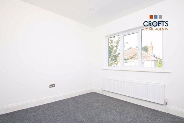 2 Bedroom Bungalow For Sale In Carlton Avenue, Healing, DN41