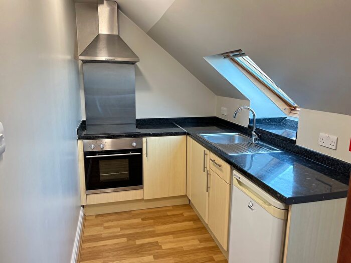 Studio To Rent In Downhills Park Road, Turnpike Lane, N17