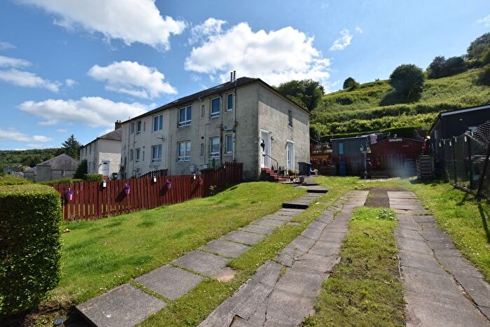 2 Bedroom Flat To Rent In Mackie Avenue, Port Glasgow, PA14