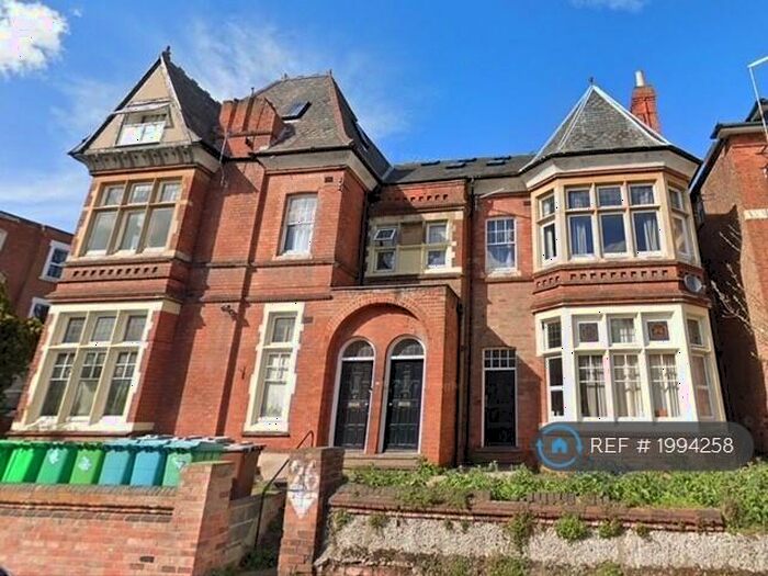 2 Bedroom Flat To Rent In Burns Street, Nottingham, NG7
