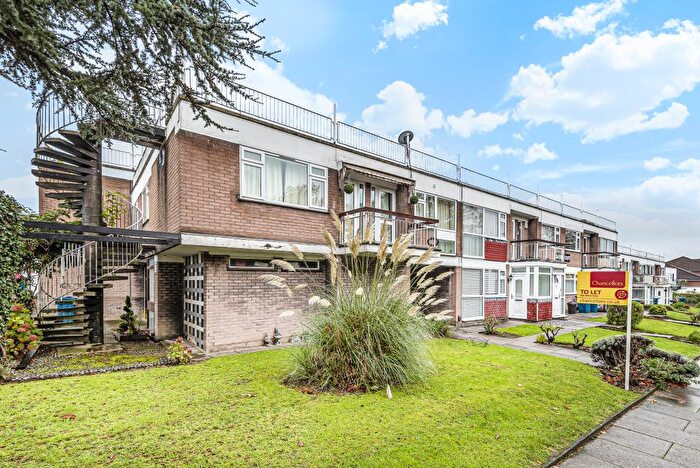 3 Bedroom Apartment To Rent In Marsh Lane, Stanmore, HA7